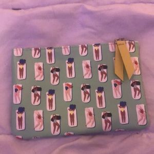 Makeup bag